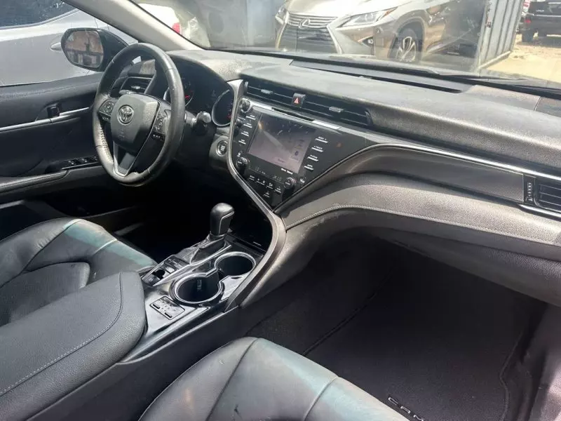 Toyota Camry   - 2019