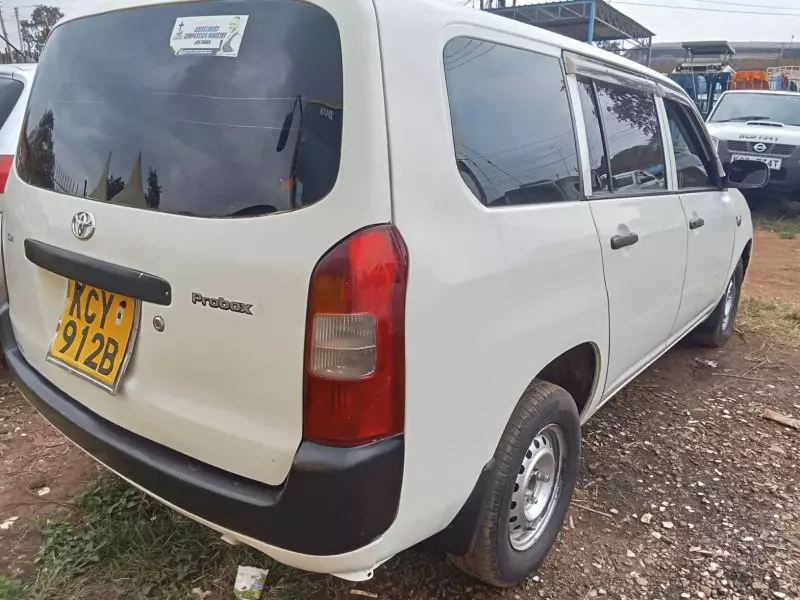 Toyota Probox    - 2013