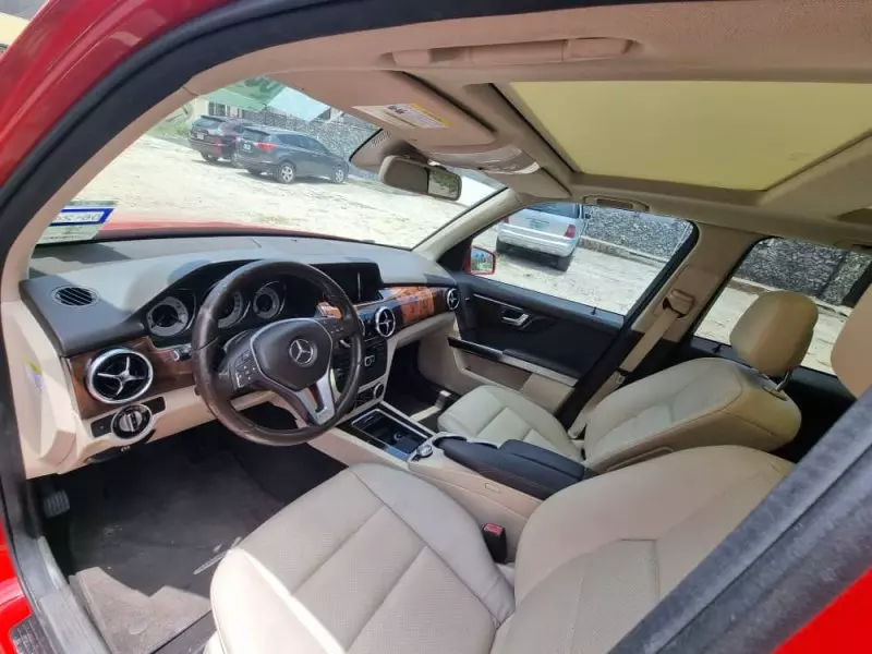 Mercedes-Benz GLK 350   - 2014