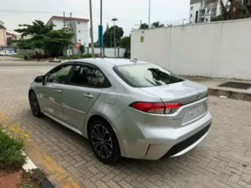 Toyota Corolla   - 2013