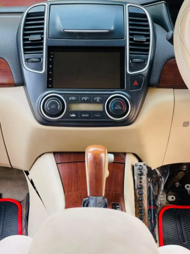 Nissan Bluebird   - 2012