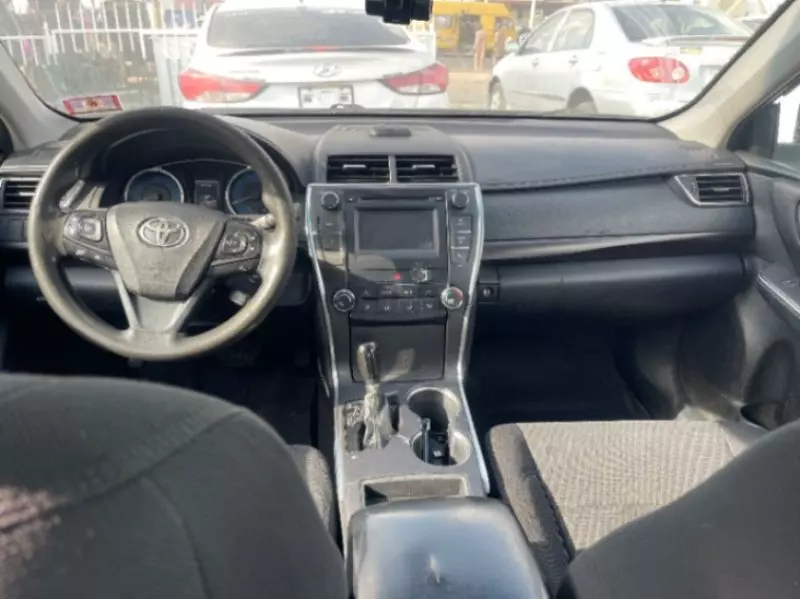 Toyota Camry   - 2017