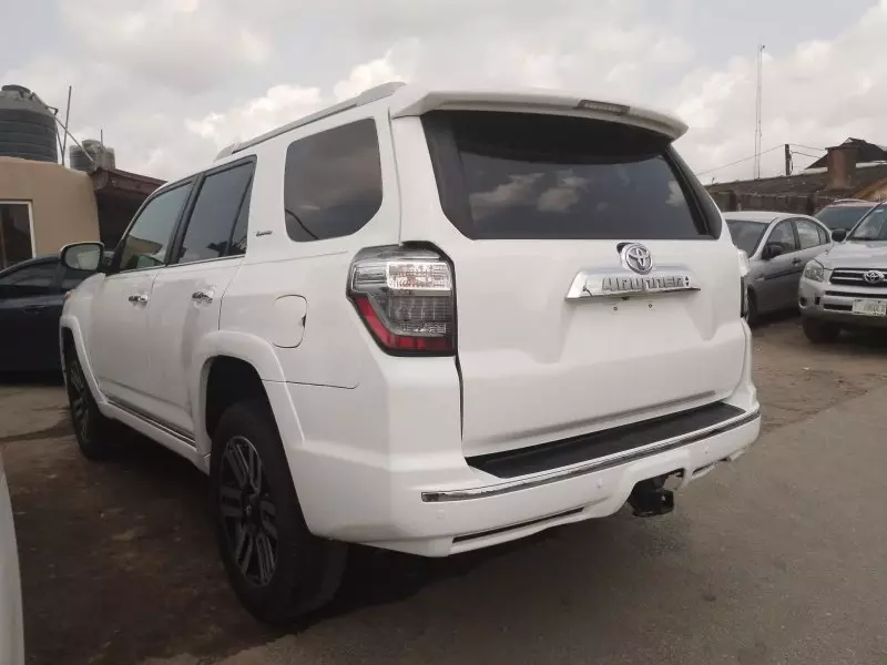 Toyota 4-Runner   - 2019