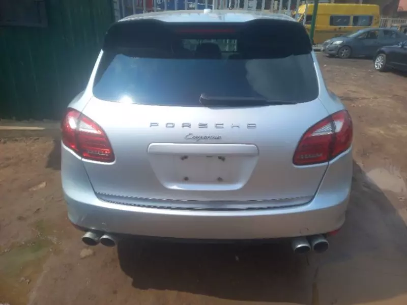 PORSCHE Cayenne - 2013
