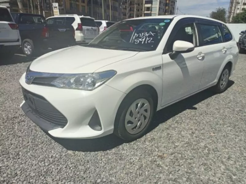 Toyota Fielder    - 2017