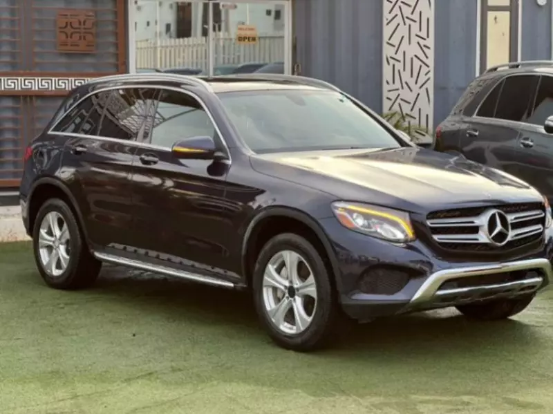 Mercedes-Benz GLC 300 - 2018