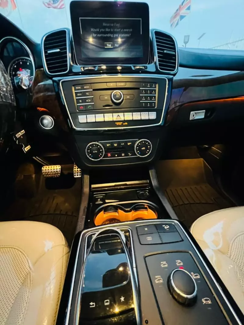 Mercedes-Benz GLE 400