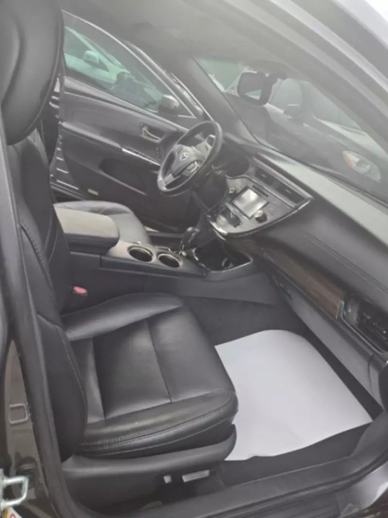 Toyota Avalon   - 2015