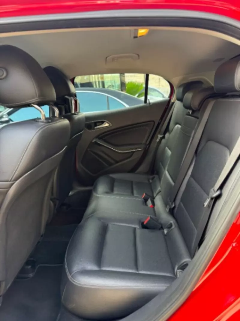 Mercedes-Benz CLA 250   - 2015