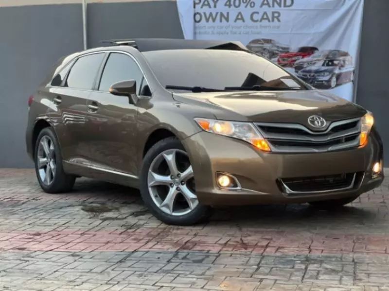 Toyota Venza   - 2013