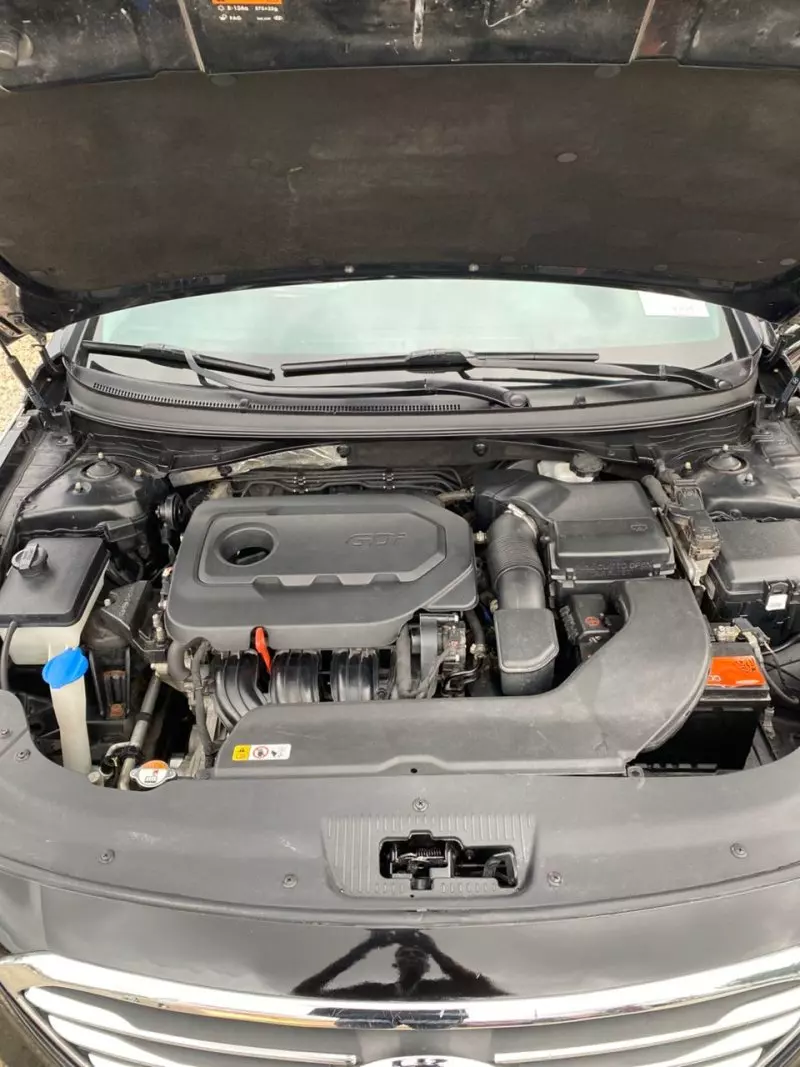 Hyundai Sonata   - 2015