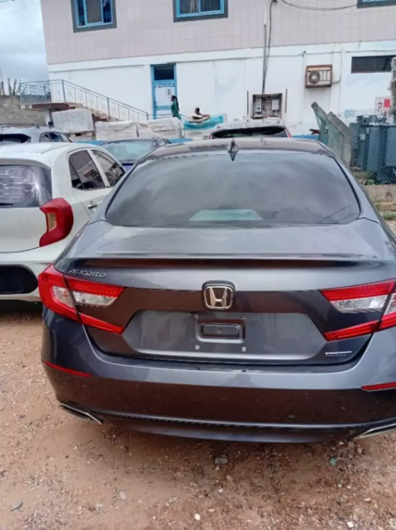 Honda Accord   - 2020