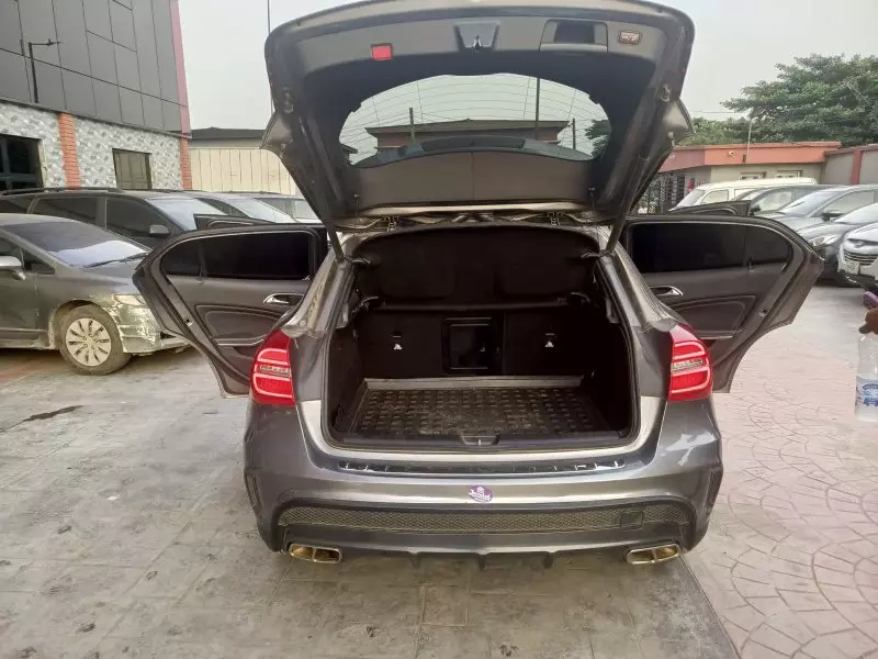 Mercedes-Benz GLA 250