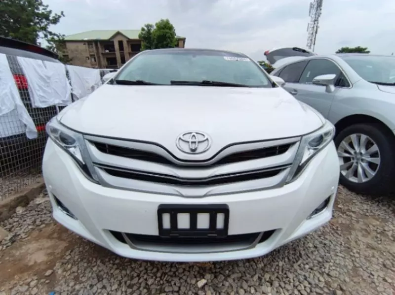 Toyota Venza   - 2015