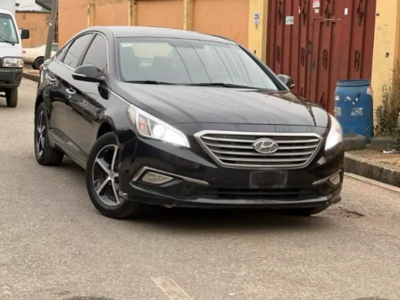 Hyundai Sonata   - 2015