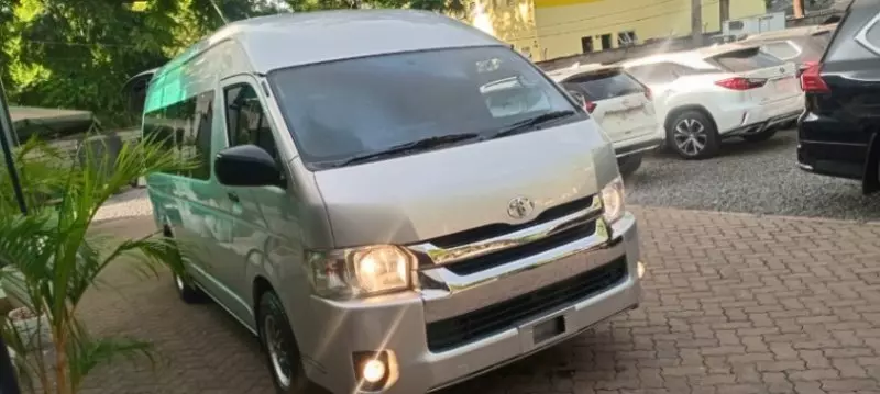 Toyota Hiace (High Roof)   - 2018