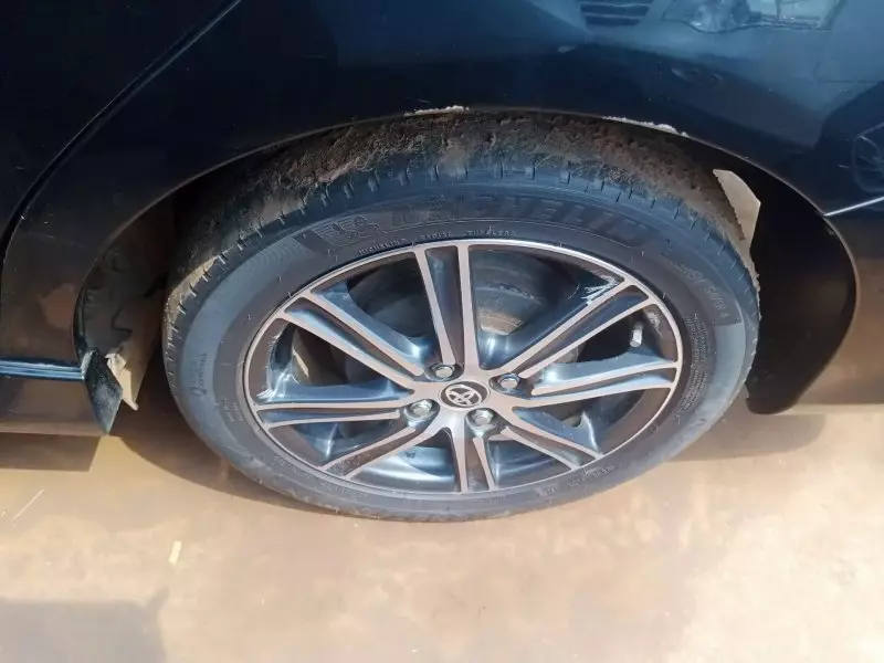 Toyota Fielder hybrid