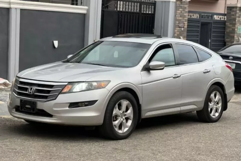 Honda Accord Crosstour   - 2010