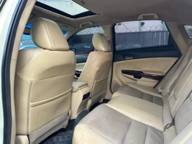 Honda Accord Crosstour   - 2011