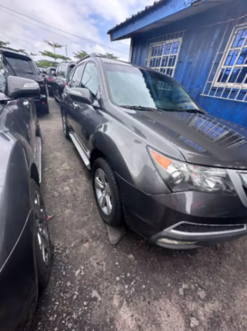 Acura MDX   - 2010