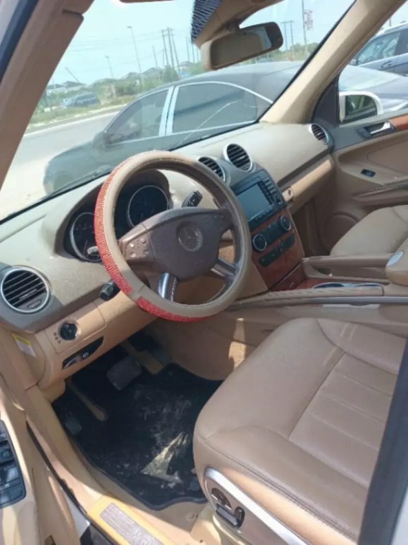 Mercedes-Benz ML 350   - 2007