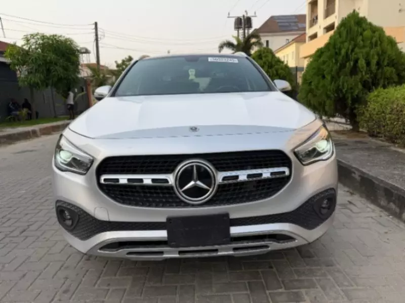 Mercedes-Benz GLA-Class   - 2021