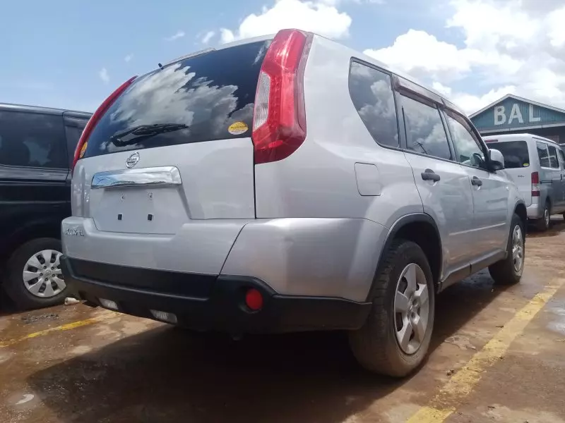 Nissan X-Trail   - 2011