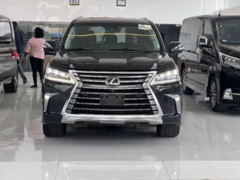 Lexus LX 570 - 2018