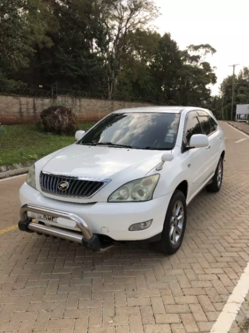 Toyota Harrier   - 2008