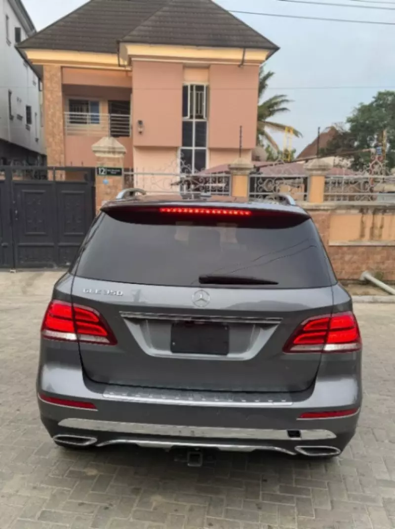 Mercedes-Benz GLE-Class   - 2017