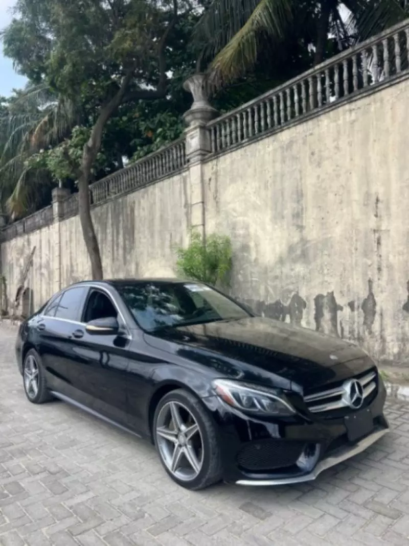 Mercedes-Benz C 300