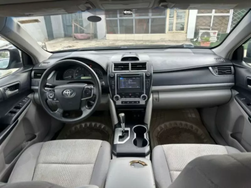 Toyota Camry   - 2014