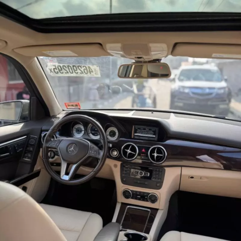 Mercedes-Benz GLK 350   - 2014