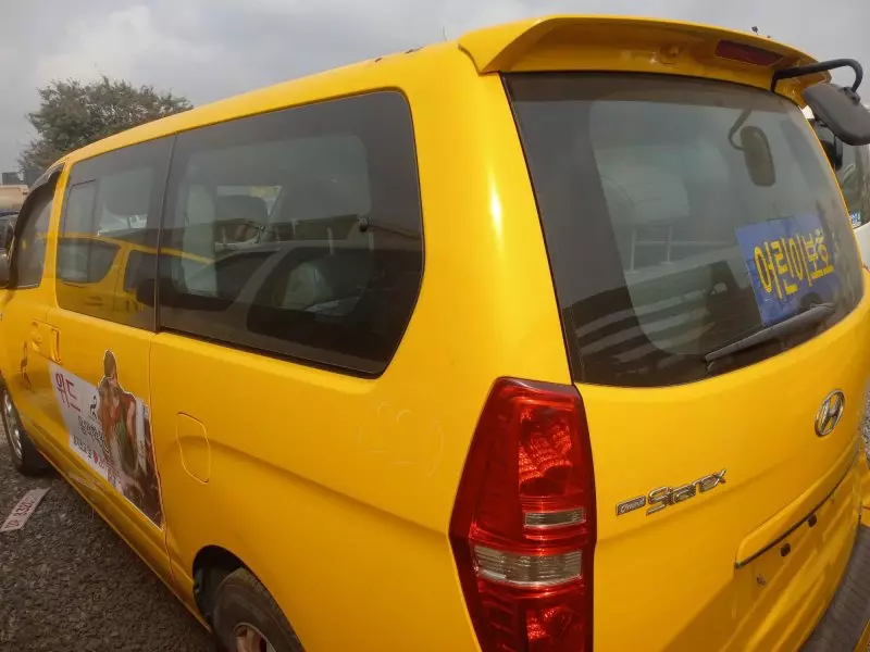 Hyundai H-1 Starex   - 2011
