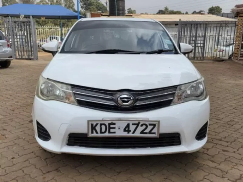 Toyota Axio    - 2014