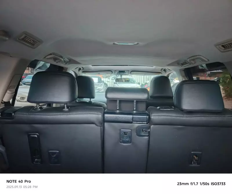Toyota Land Cruiser   - 2012