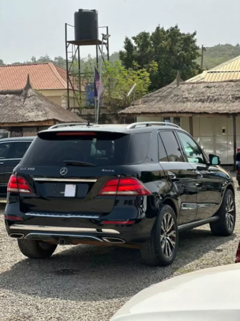 Mercedes-Benz GLE 350