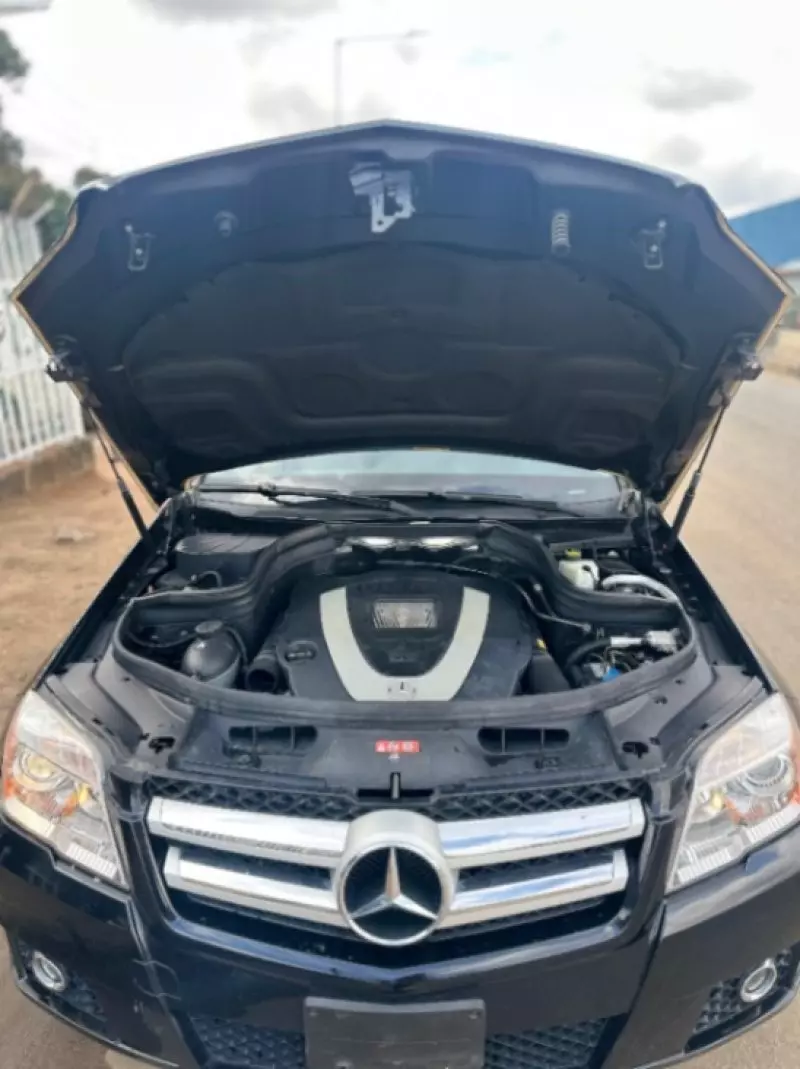 Mercedes-Benz GLK 350   - 2012