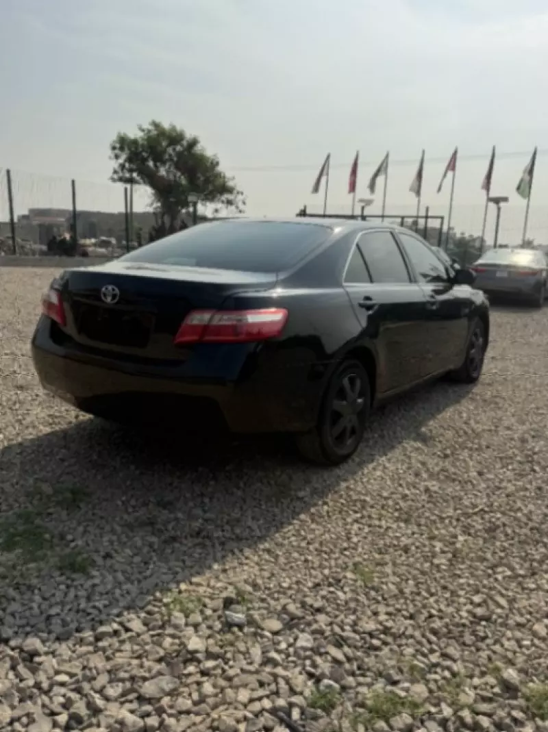Toyota Camry - 2008
