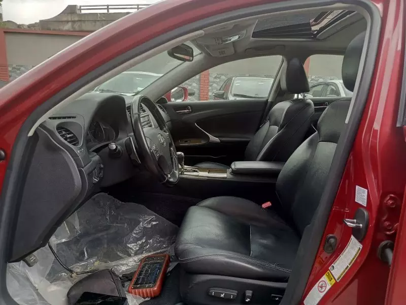 Lexus IS 250   - 2009