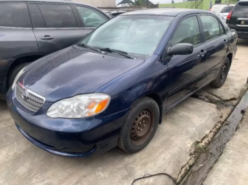 Toyota Corolla   - 2008