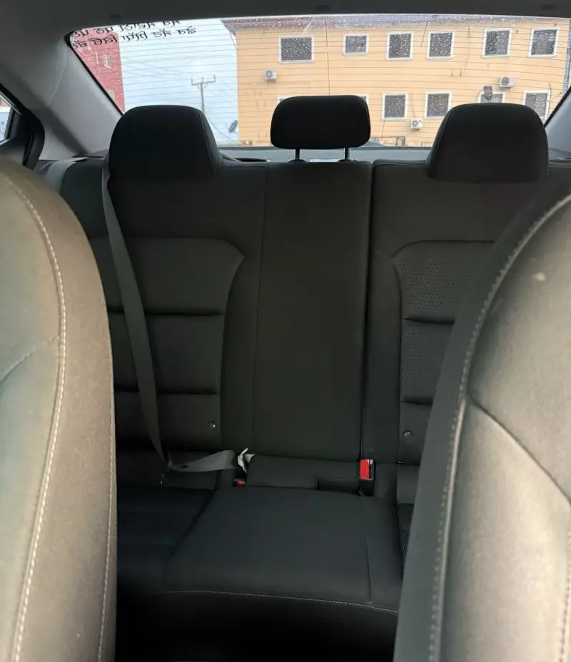 Hyundai Elantra   - 2017