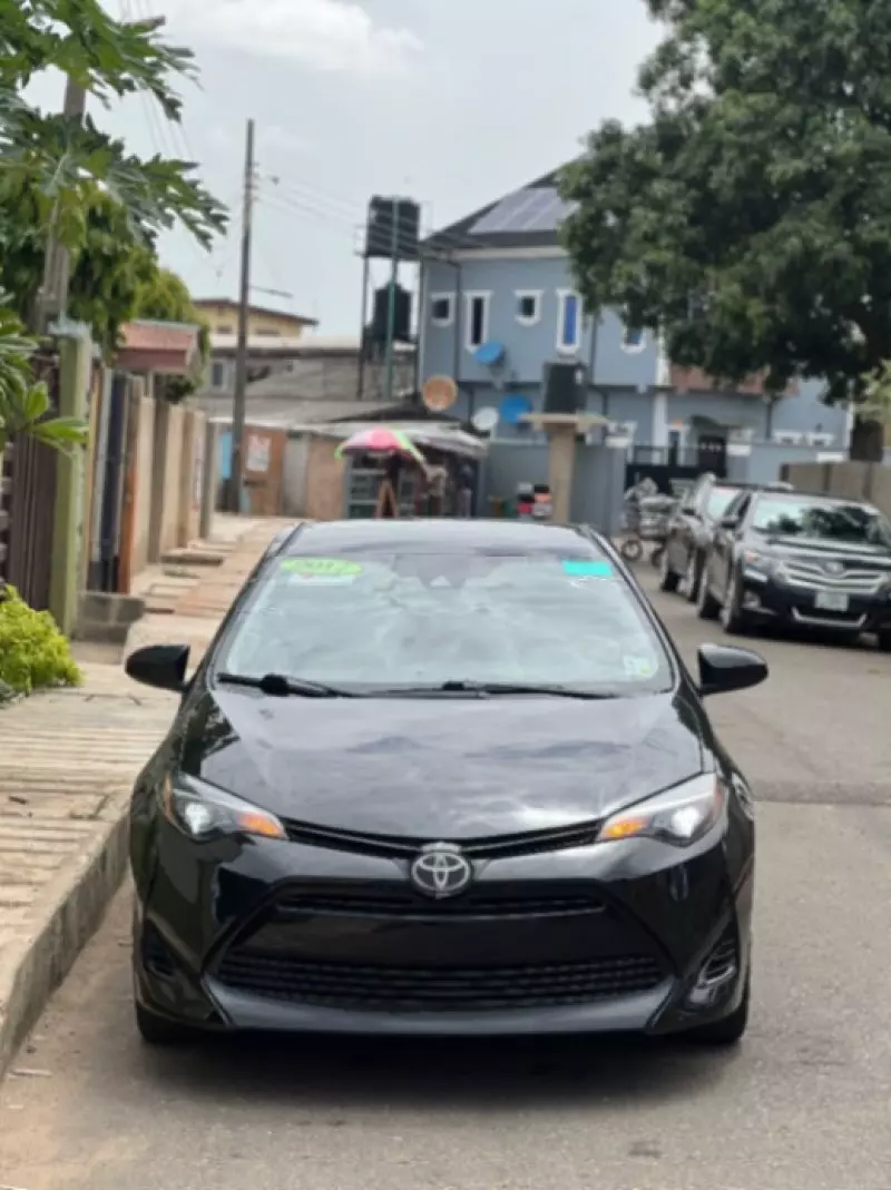 Toyota Corolla   - 2017