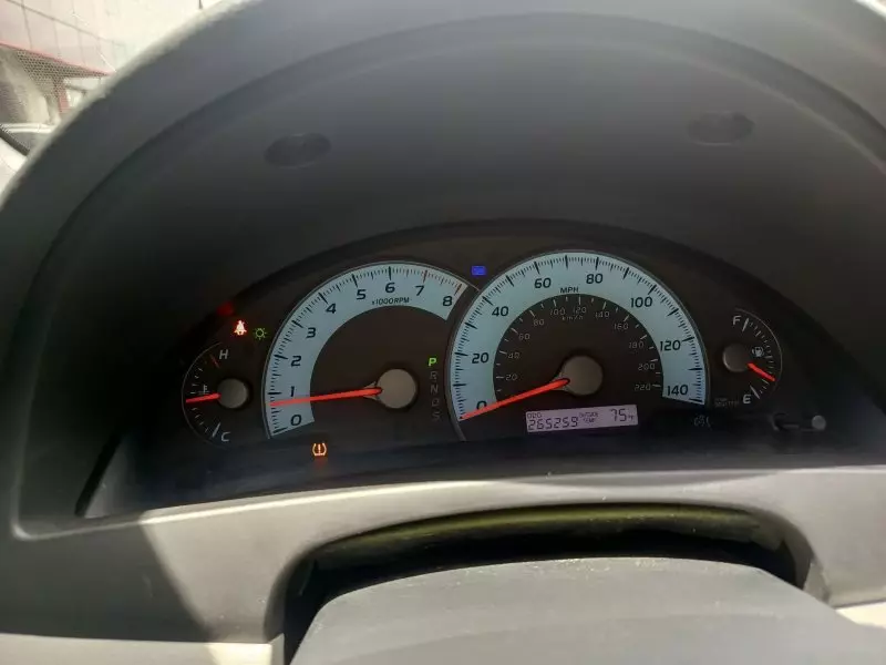 Toyota Camry   - 2011