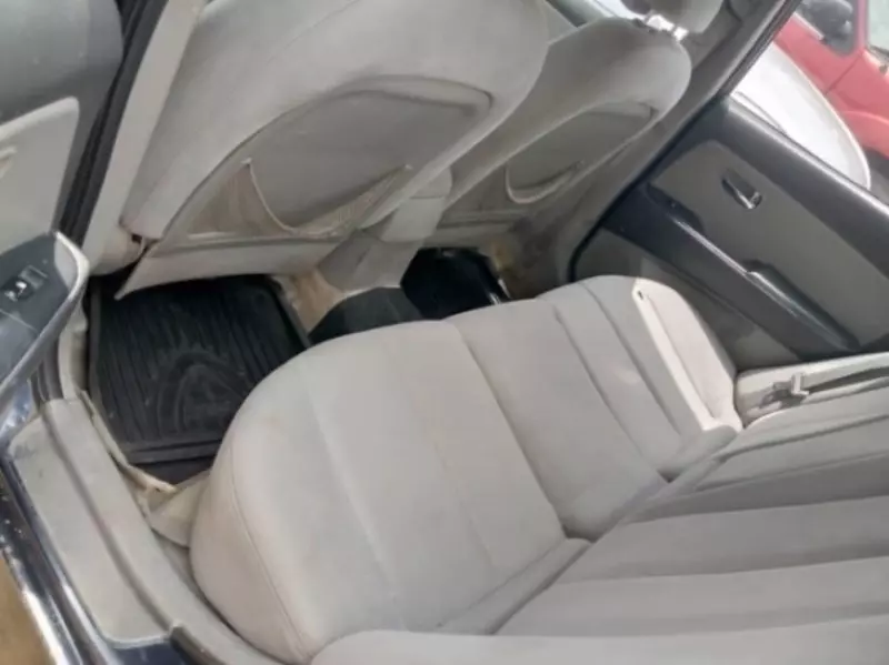 Hyundai Elantra   - 2007