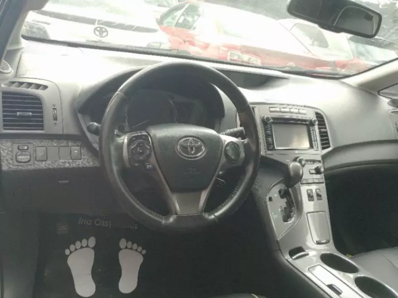 Toyota Venza   - 2013