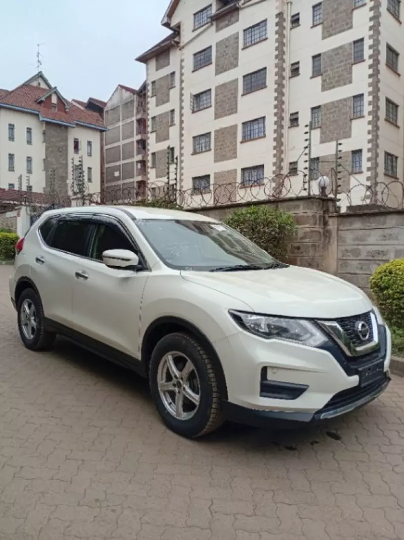 Nissan X-Trail   - 2018