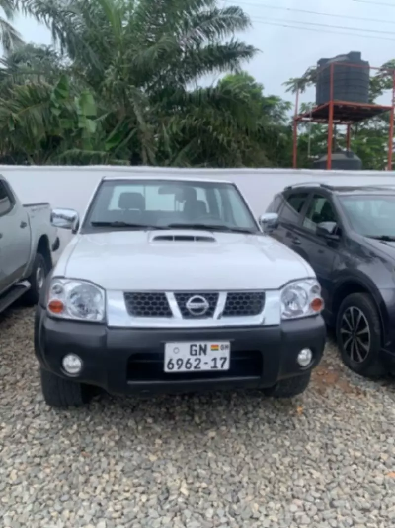 Nissan NP 300   - 2017