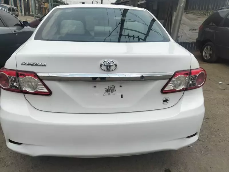Toyota Corolla   - 2013