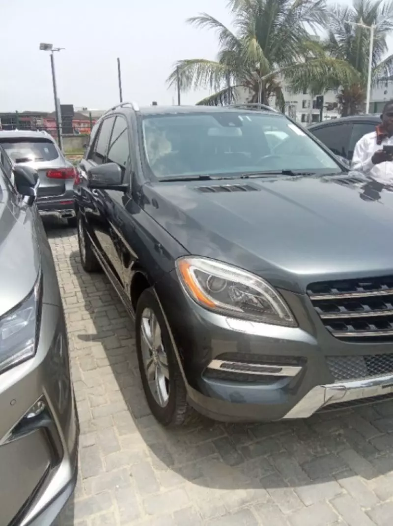 Mercedes-Benz ML-Class   - 2013